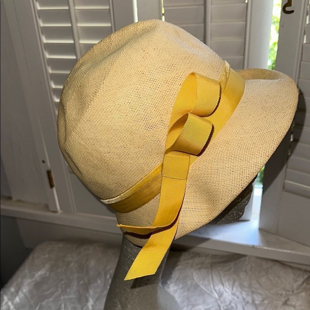 Vintage 60s Marche Brand Light Yellow Cloche Hat with Bow Accent